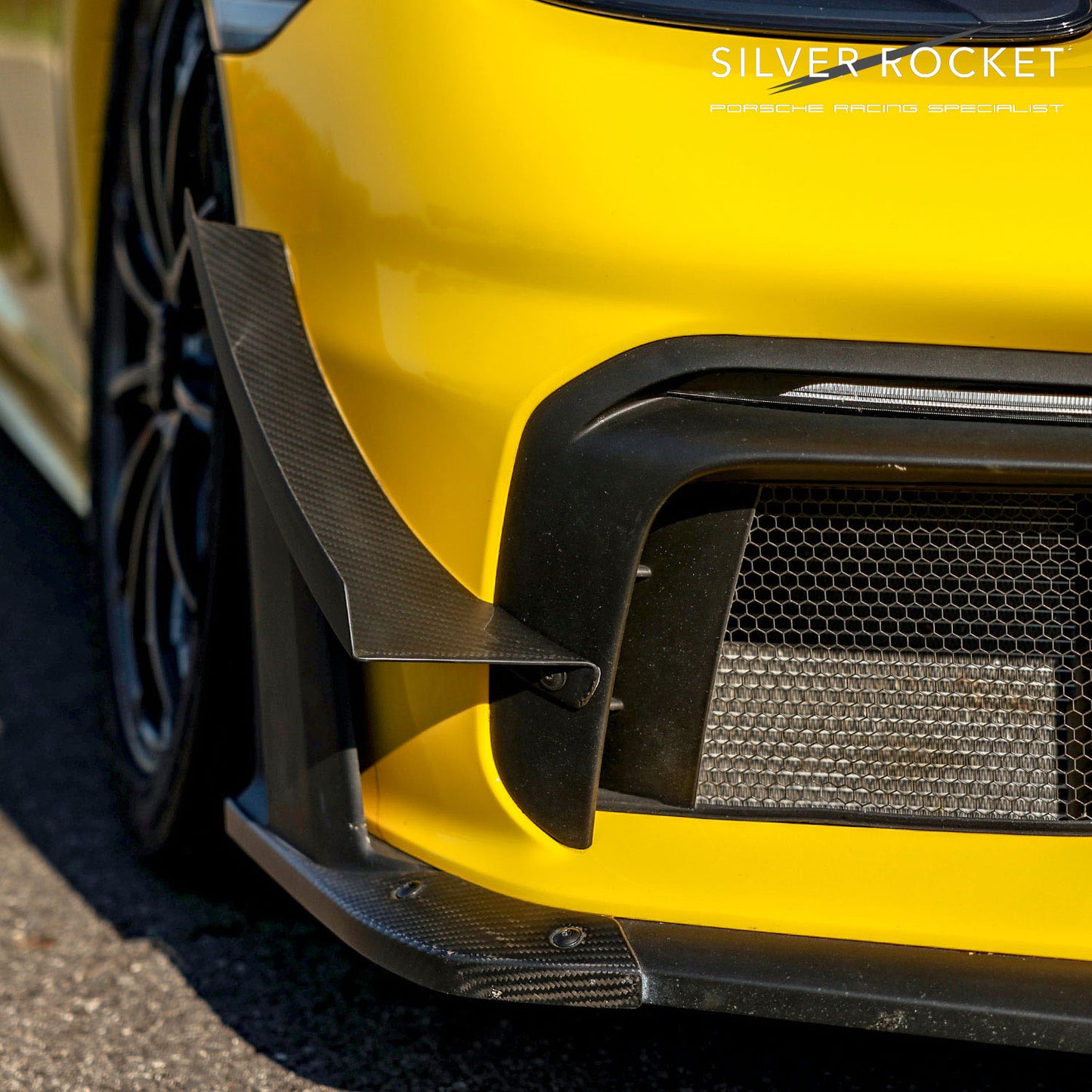 SilverRocket DRY CARBON FIBER PRO DIVE PLANE & LOWER SIDE SPOILER PACK [PORSCHE 718 GT4 / RS]