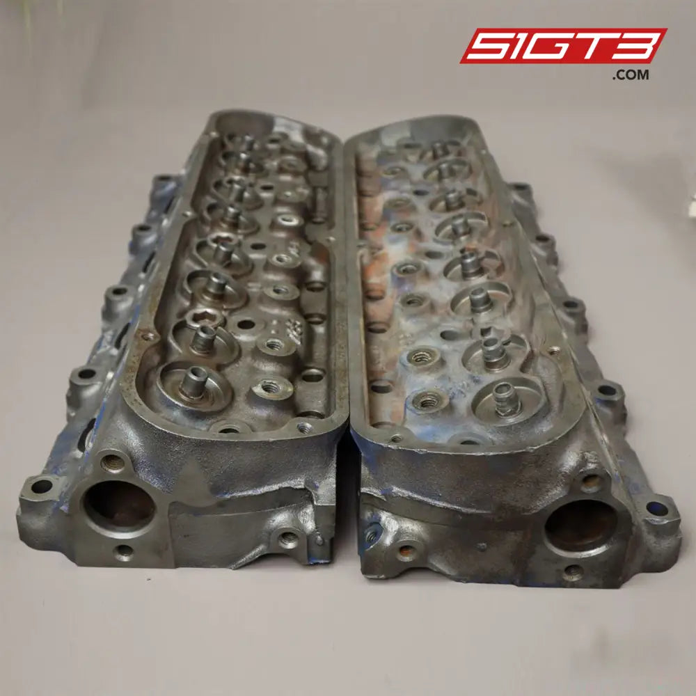 Ac Cobra Type 289 Cylinder Heads - C8Zg-B/Kp/8K26 / 4K30 C50E [Fomoco] Engine & Transmission