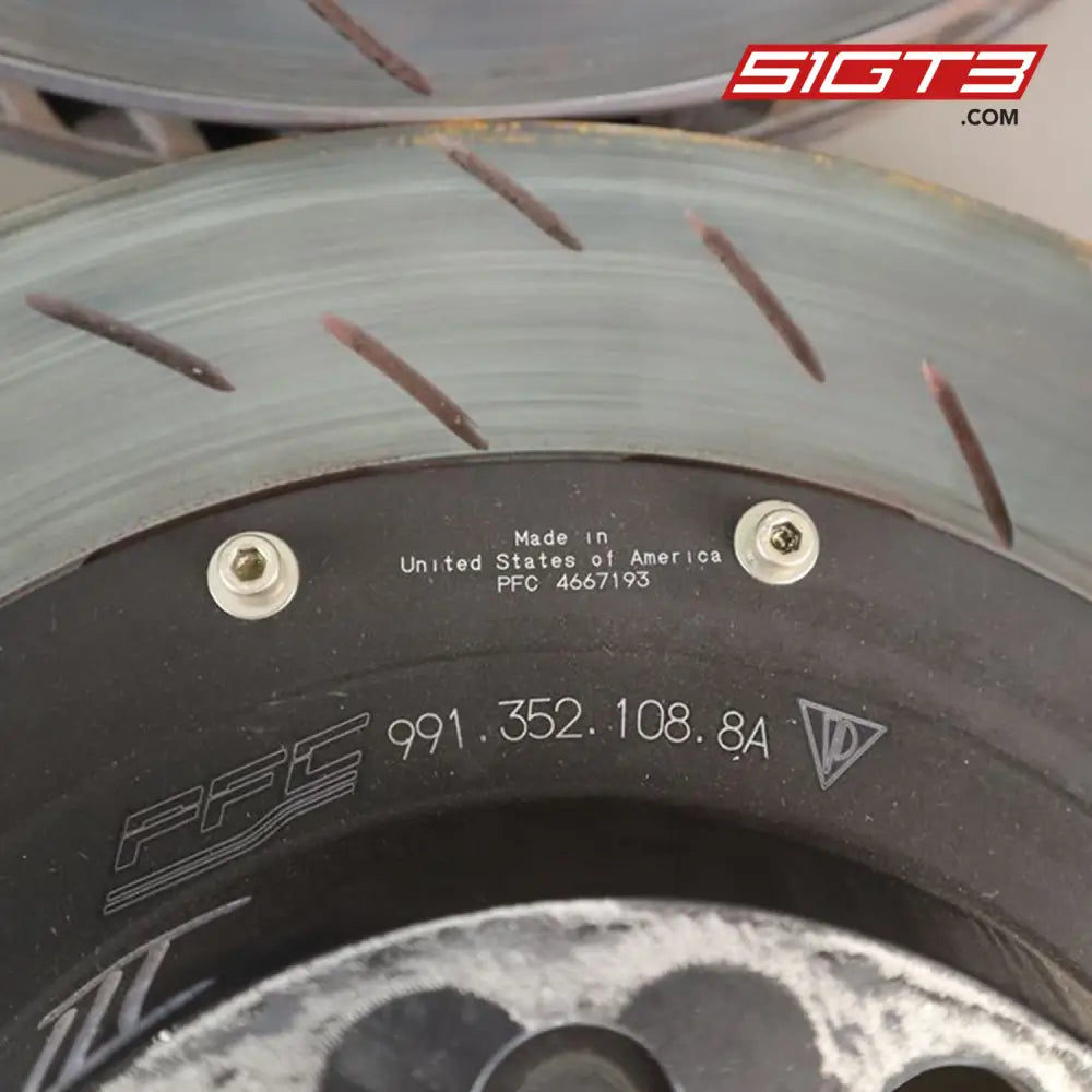 Brake Discs - 991.352.108.8A / 991.352.107.8A [Porsche 991 Cup] Suspension & Brakes